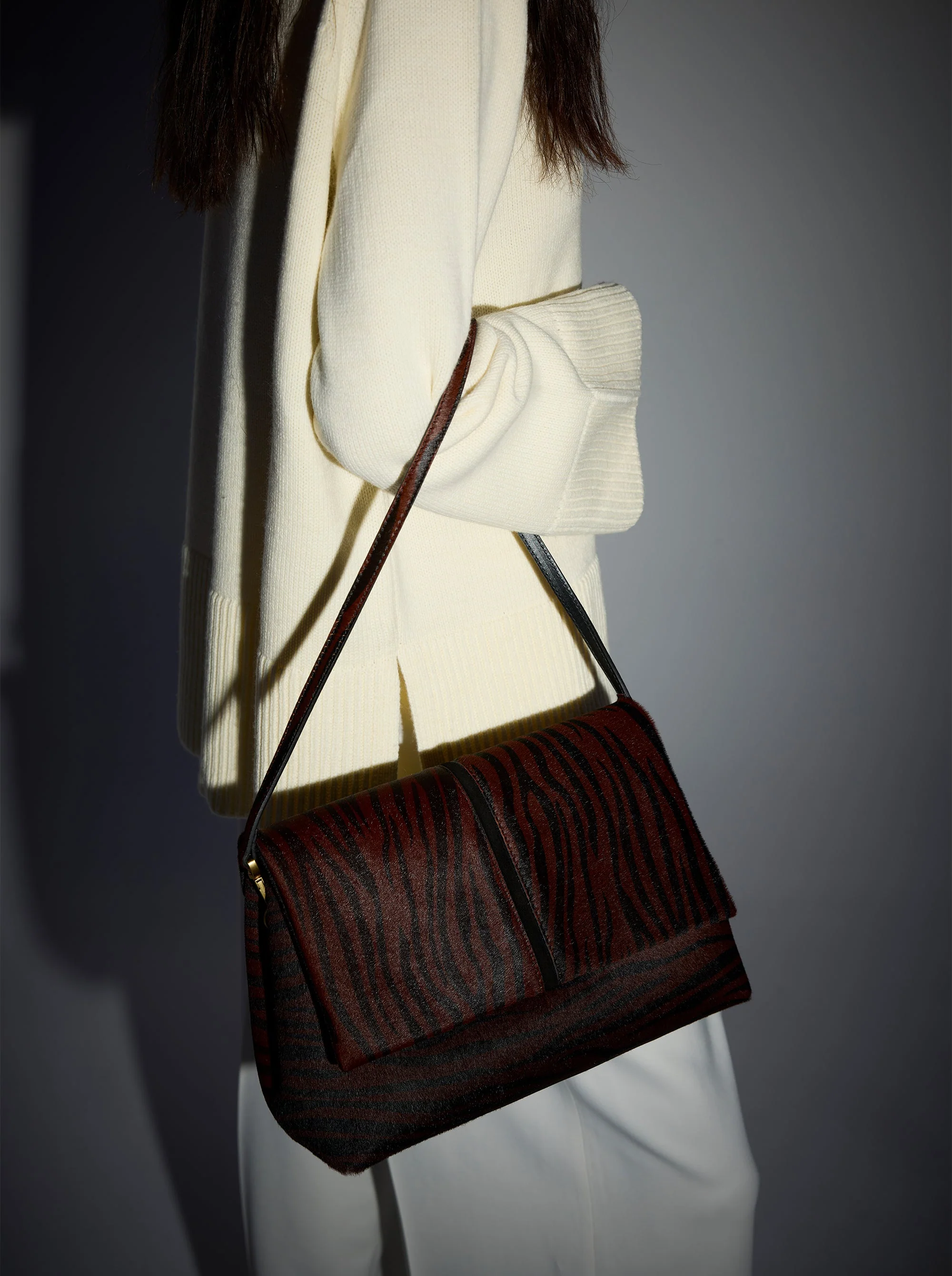 The Fold Bag Brown Zebra & Black - Image 3